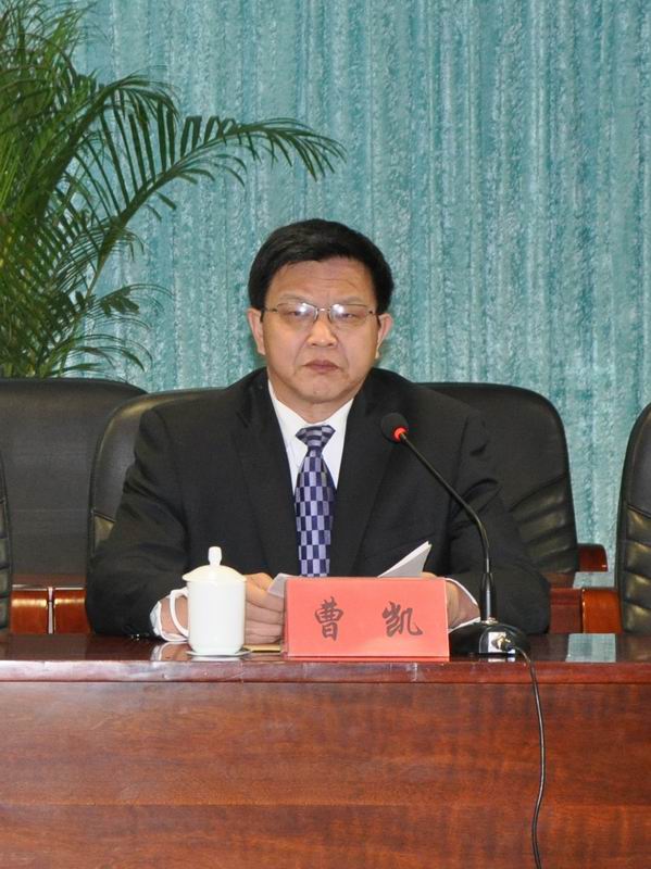 鲁平副主委出席民盟承德市第八次代表大会(图4) 鲁平副主委出席民盟承德市第八次代表大会(图4)