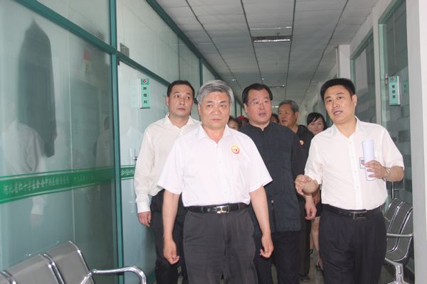 龙庄伟副主席出席“2014 新肝行动”启动仪式(图9)