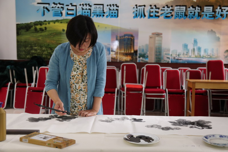 民盟河北美术院赴太行山区开展采风写生活动(图3)