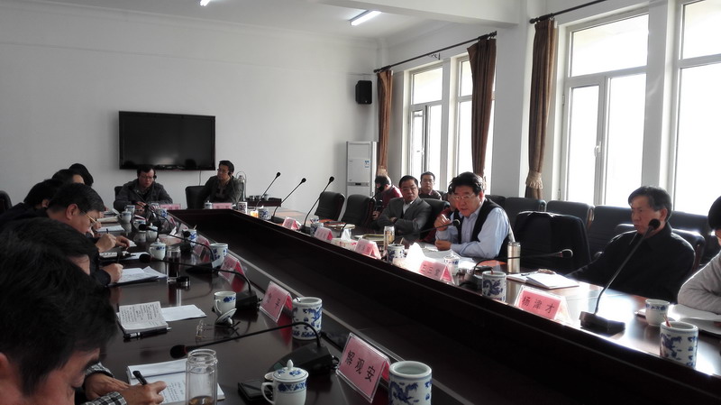 省政协召开座谈会征求各民主党派意见(图1)