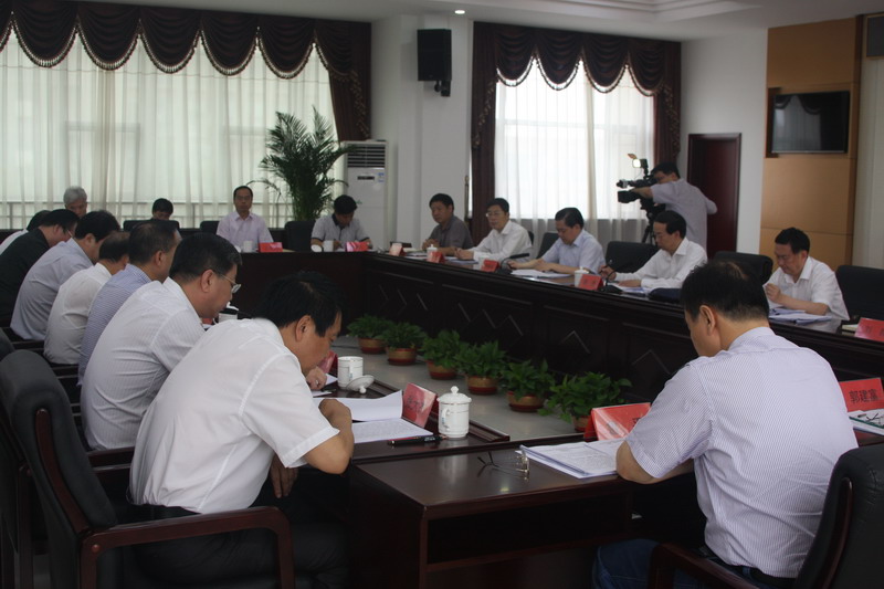 中共河北省委召开党外人士座谈会就《关于贯彻落实〈京津冀协同发展规划纲要〉的实施意见》征求意见(图1)