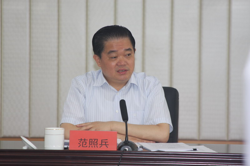 中共河北省委召开党外人士座谈会就《关于贯彻落实〈京津冀协同发展规划纲要〉的实施意见》征求意见(图4)