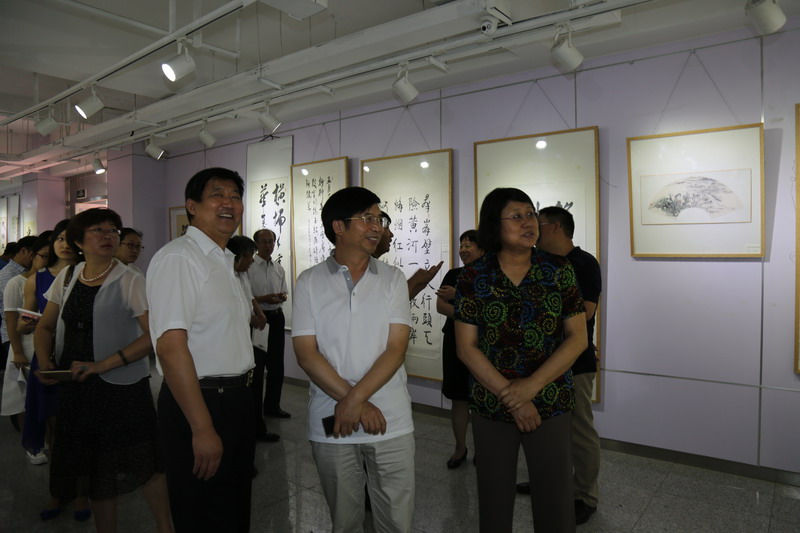 民盟河北省委举办“铭记历史 开创未来”纪念抗战胜利70周年盟员书画展(图7)