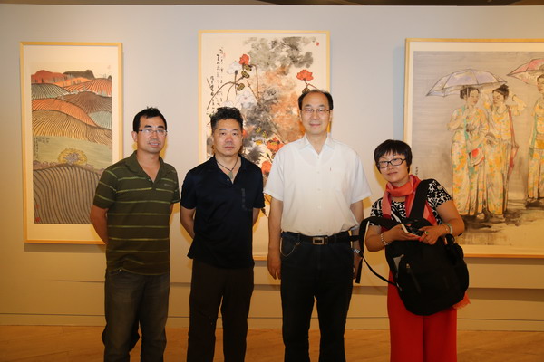 鲁平、张纬东副主委率我省盟员书画家赴京参加民盟中央“继往开来——中国民主同盟盟员美术作品展”开幕式(图9) 鲁平、张纬东副主委率我省盟员书画家赴京参加民盟中央“继往开来——中国民主同盟盟员美术作品展”开幕式(图9)