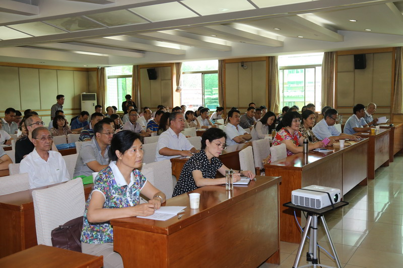 民盟河北省委、民盟石家庄市委联合举办纪念中国人民抗日战争暨世界反法西斯战争胜利70周年报告会(图3)