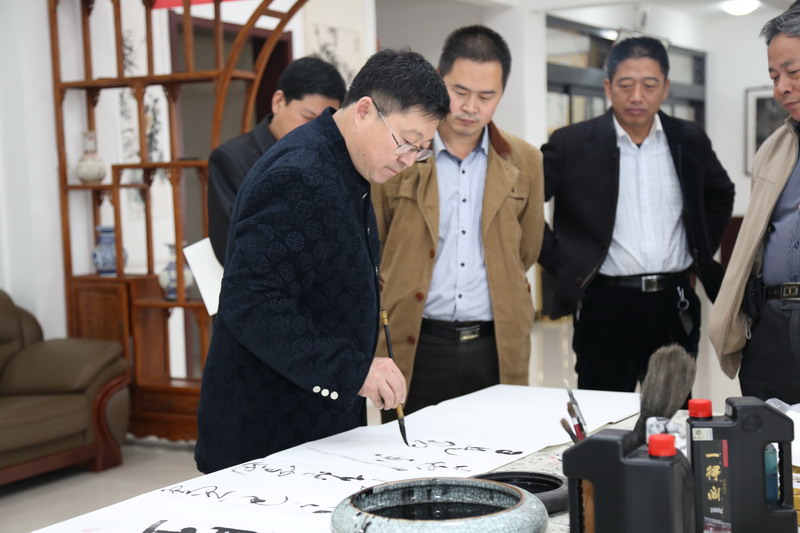 民盟衡水市美术院写生基地暨“盟员之家”举行揭牌仪式(图12) 民盟衡水市美术院写生基地暨“盟员之家”举行揭牌仪式(图12)