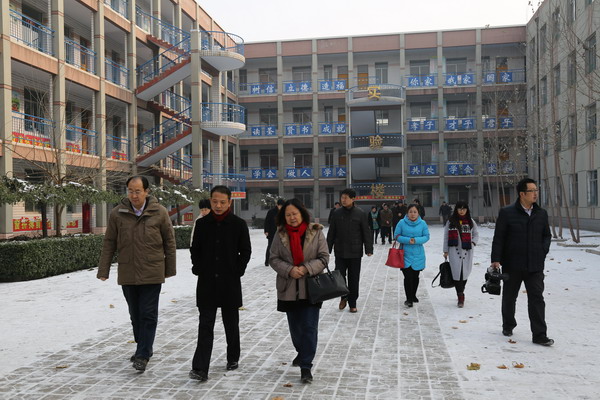 鲁平副主委参加民盟辛集支部“盟员之家”挂牌仪式(图5) 鲁平副主委参加民盟辛集支部“盟员之家”挂牌仪式(图5)