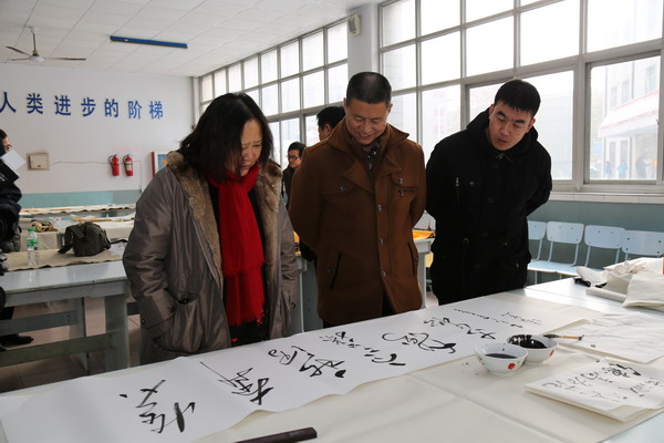 鲁平副主委参加民盟辛集支部“盟员之家”挂牌仪式(图10) 鲁平副主委参加民盟辛集支部“盟员之家”挂牌仪式(图10)