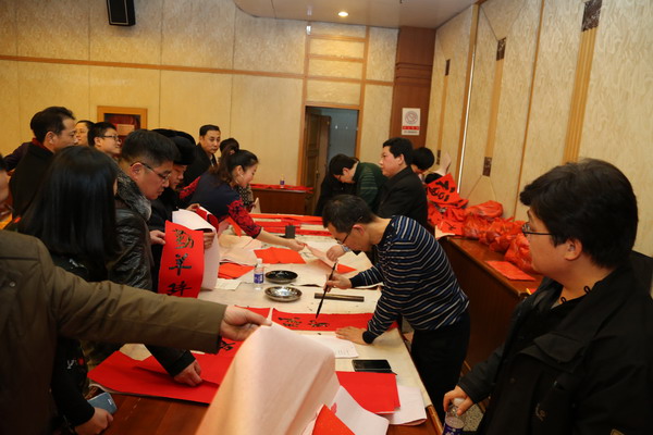 杨玉成、鲁平副主委出席民盟河北省直工委迎新春茶话会(图25) 杨玉成、鲁平副主委出席民盟河北省直工委迎新春茶话会(图25)