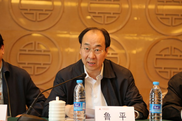 民盟河北省委召开盟员之家暨美术院建设经验交流会(图2) 民盟河北省委召开盟员之家暨美术院建设经验交流会(图2)