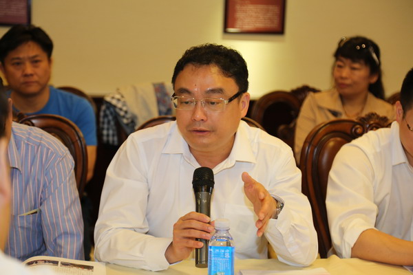 民盟河北省委召开盟员之家暨美术院建设经验交流会(图8) 民盟河北省委召开盟员之家暨美术院建设经验交流会(图8)