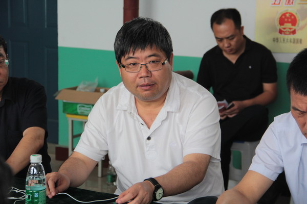 张纬东副主委参加《农村教学点发展问题及建议》课题调研(图3) 张纬东副主委参加《农村教学点发展问题及建议》课题调研(图3)