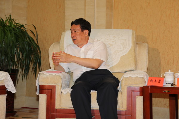 赵克志拜会全国人大常委会副委员长、 民盟中央主席张宝文(图5)