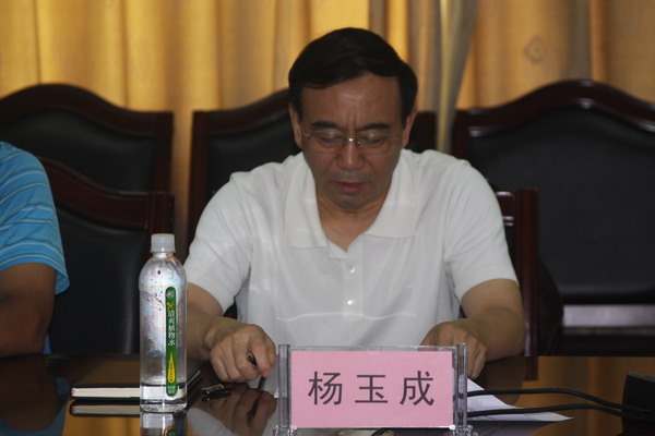 杨玉成、田咏副主委到邢台市巨鹿县调研(图9) 杨玉成、田咏副主委到邢台市巨鹿县调研(图9)