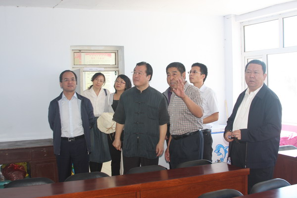 边发吉主委到张家口市张北县调研(图2) 边发吉主委到张家口市张北县调研(图2)