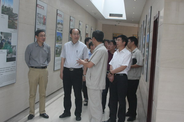 鲁平、张福成副主委到唐山钢铁集团调研(图1) 鲁平、张福成副主委到唐山钢铁集团调研(图1)