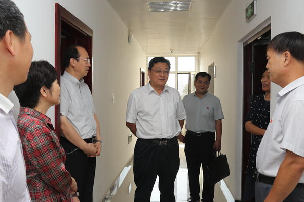 中共河北省委统战部常务副部长邹平走访民盟河北省委机关(图1)