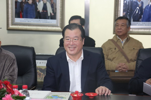 张平、龙庄伟副主席出席民盟中央美术院河北美术学院创作基地揭牌仪式(图6)