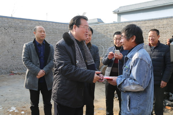 边发吉主委到曲阳县扶贫联系点慰问困难群众(图5)