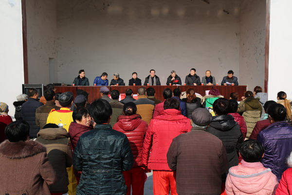 边发吉主委到曲阳县扶贫联系点慰问困难群众(图1)