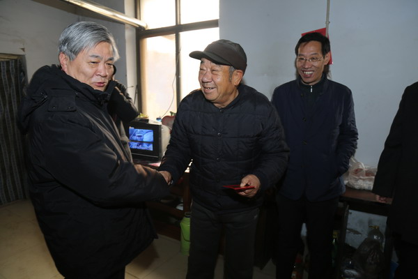 龙庄伟副主席到广宗县慰问当地群众(图6)