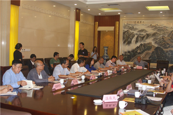 边发吉主委就“非遗保护”课题赴张家口宣化调研(图3) 边发吉主委就“非遗保护”课题赴张家口宣化调研(图3)