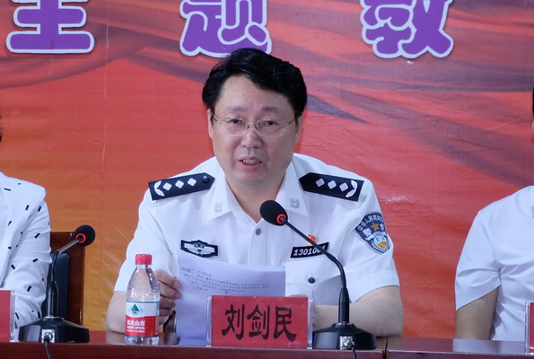 民盟“黄丝带走进狱园”在上板城监狱开展帮教活动(图2)