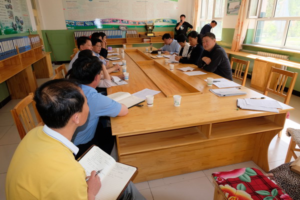张朝军副主委一行赴围场县开展脱贫攻坚民主监督教育扶贫专题调研(图1)