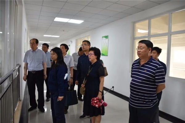 鲁平副主委就《固废污染防治与综合利用》到江苏省徐州市调研(图2) 鲁平副主委就《固废污染防治与综合利用》到江苏省徐州市调研(图2)