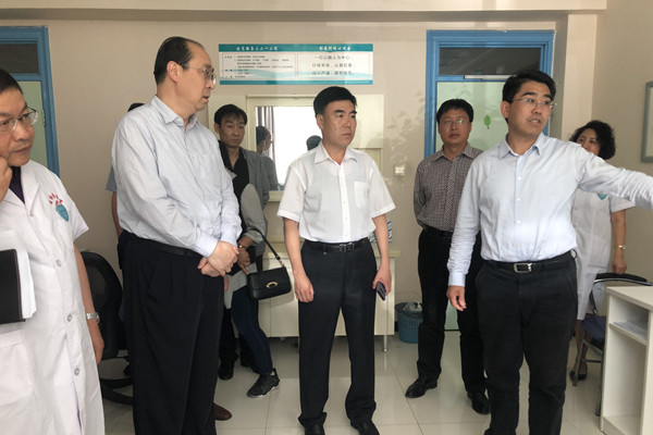 边发吉主委一行赴承德围场开展脱贫攻坚民主监督调研(图3) 边发吉主委一行赴承德围场开展脱贫攻坚民主监督调研(图3)