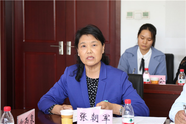 边发吉主委出席省会文化界盟员主题教育座谈会(图5) 边发吉主委出席省会文化界盟员主题教育座谈会(图5)