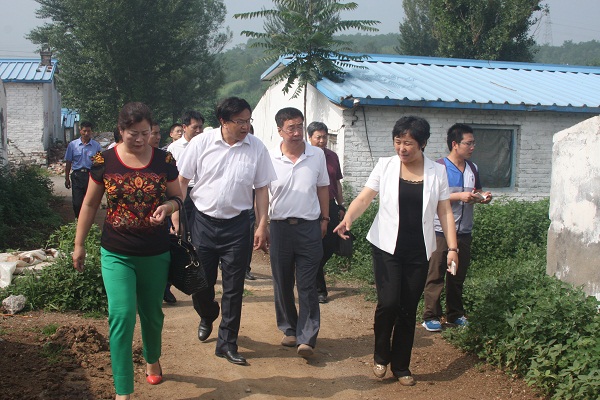 民盟河北省委副主委田咏就提高我省民族地区社会管理到沧州、承德两市调研(图7)