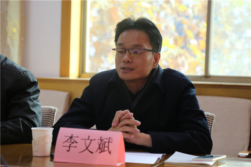 民盟河北省委召开省会高校基层组织学习中共十九大精神座谈会(图3) 民盟河北省委召开省会高校基层组织学习中共十九大精神座谈会(图3)