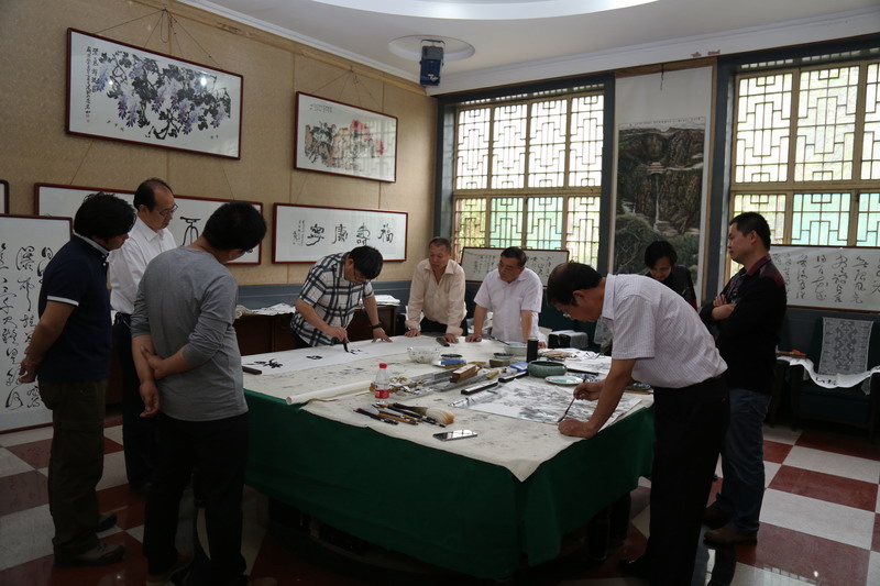 民盟河北美术院赴太行山区开展采风写生活动(图1)