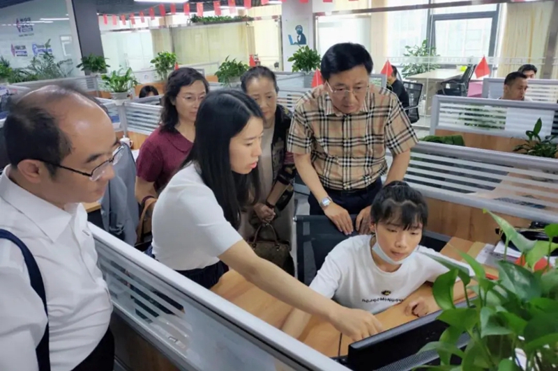 张福成副主委带队赴唐山、承德就数据要素市场化开展调研(图1)