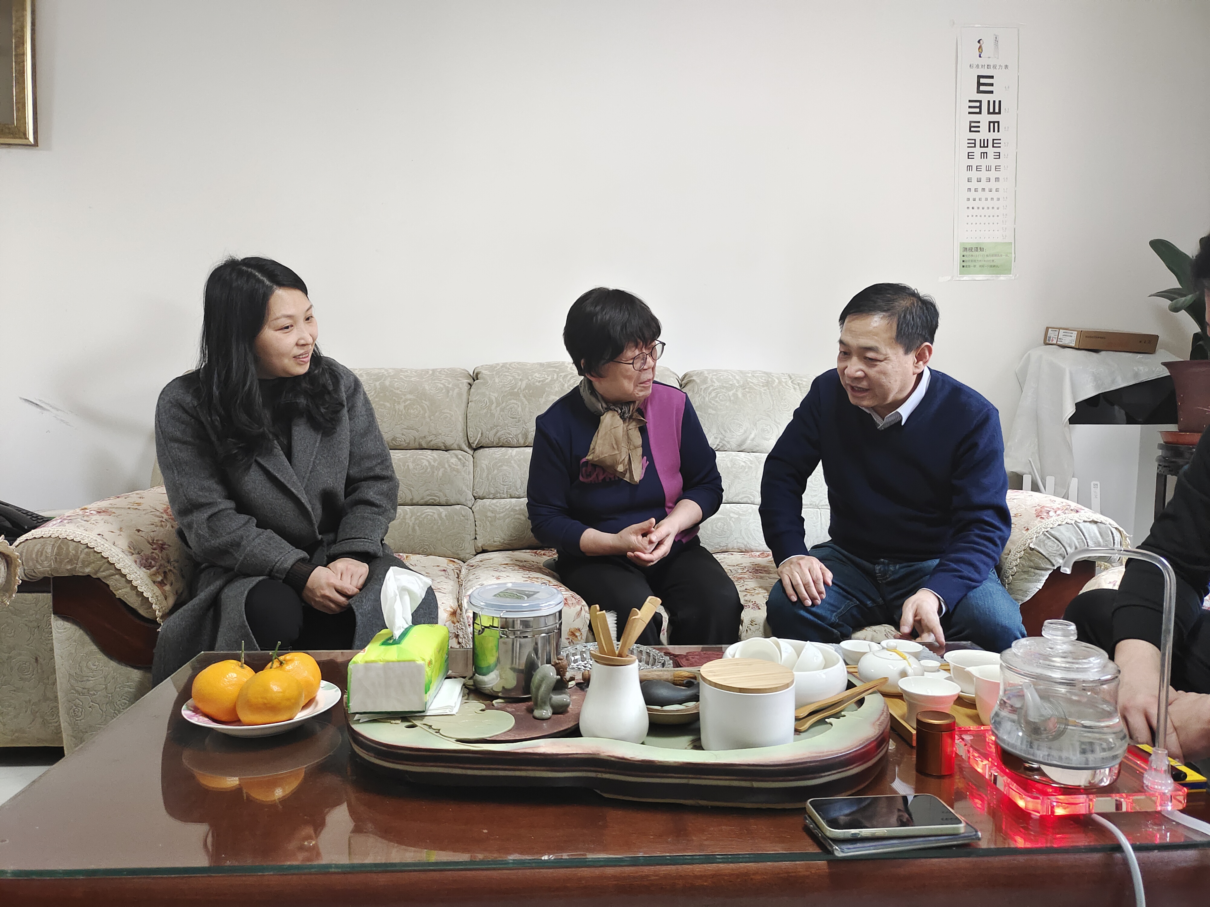 真情送祝福 关怀暖人心——民盟保定市委开展迎新春走访慰问活动(图2)