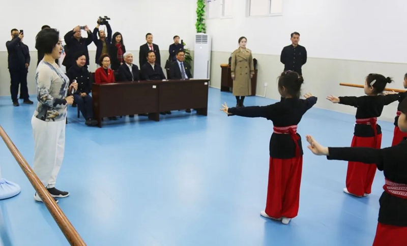 丁仲礼主席、谢经荣副主席赴河北开展民盟中央定点帮扶工作调研(图6)