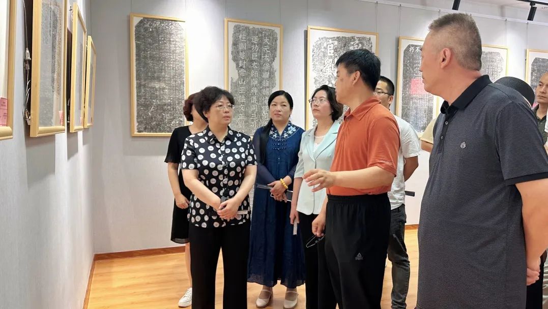 民盟邢台市委举办“泉城古韵”邢台泉文化拓片展(图1)