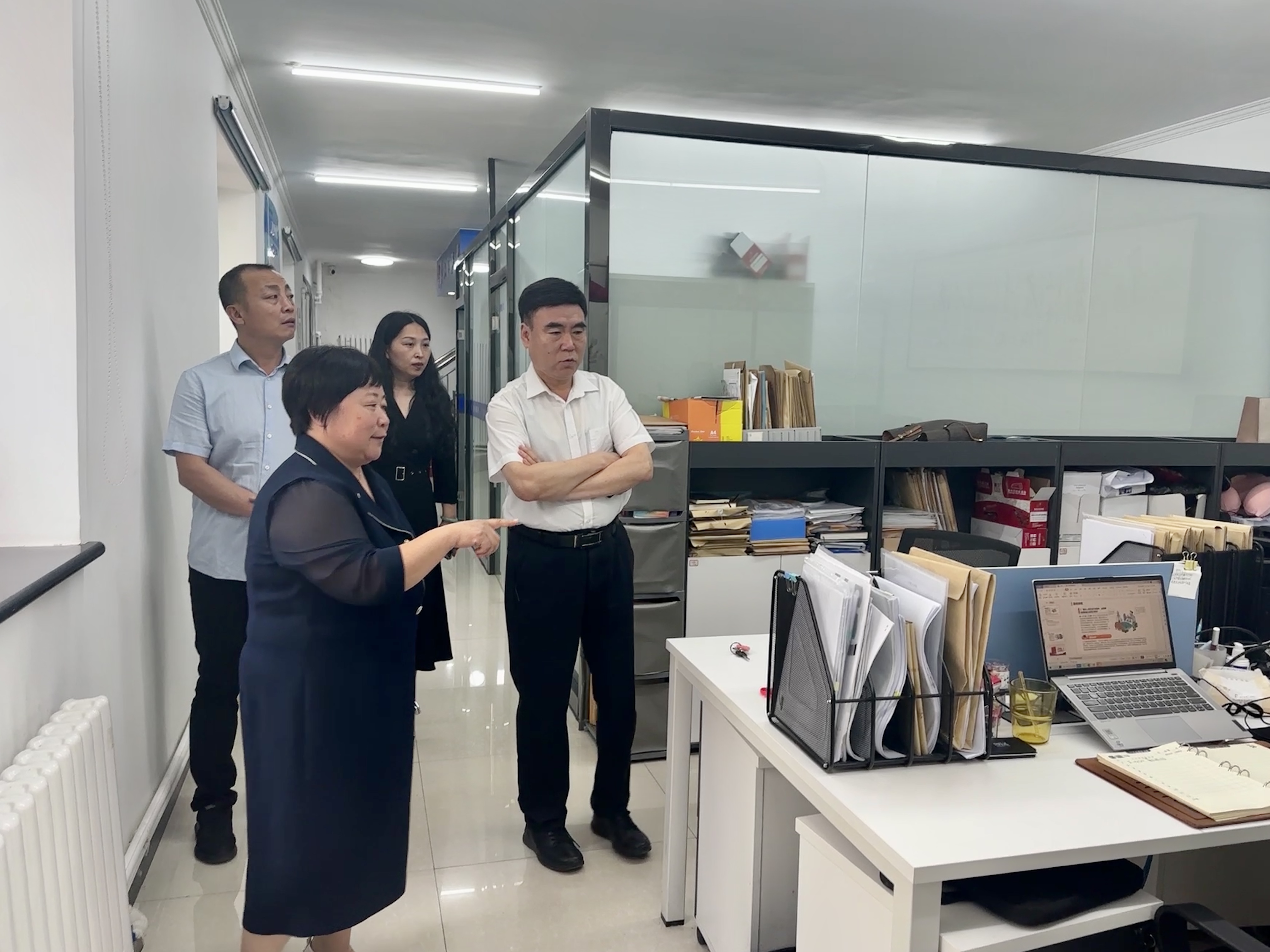 民盟保定市委开展“优化法治化营商环境 赋能民营企业发展”专题调研并召开座谈会(图1)