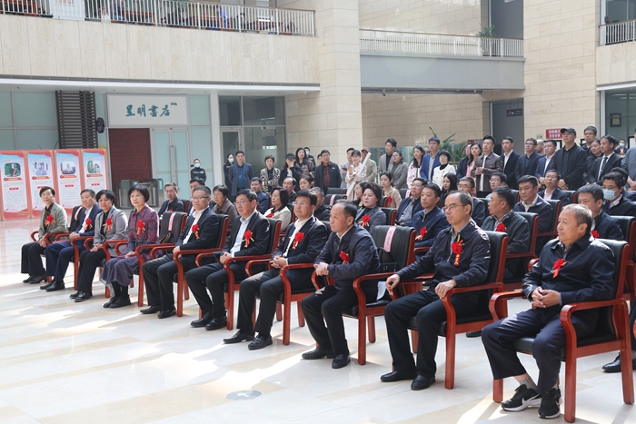 “凝心铸魂强根基 团结奋进新征程”民盟先贤肖像巡回展（河北站）开幕式在石家庄举行(图8)