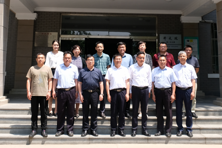 李文斌副主委带队赴石家庄铁道大学开展高校基层组织建设调研(图3)