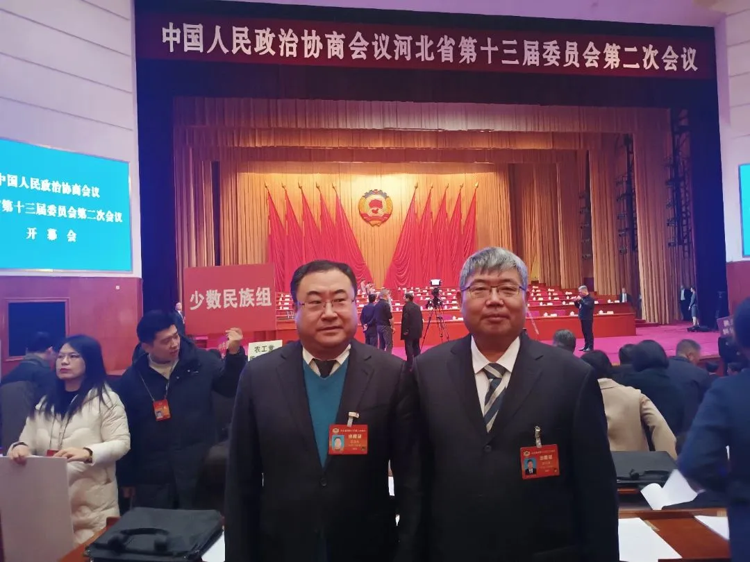 【聚焦河北两会】廊坊盟员代表委员出席河北省两会(图1)