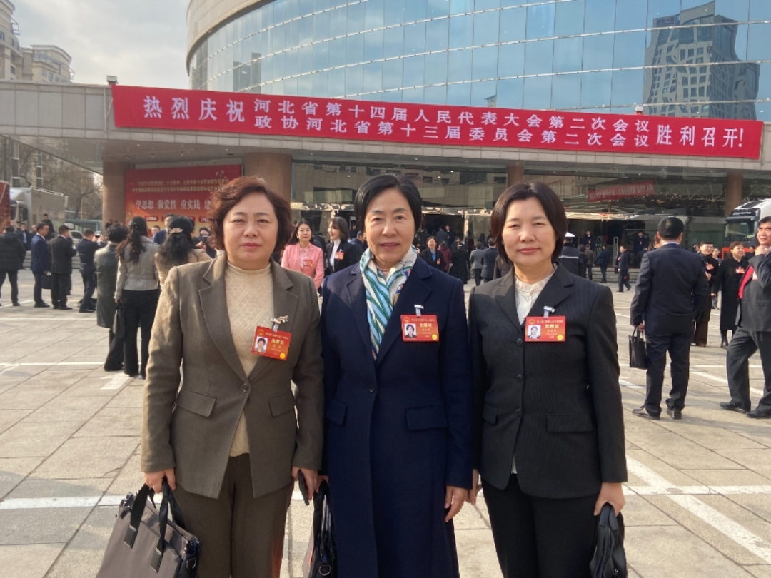 【聚焦河北两会】廊坊盟员代表委员出席河北省两会(图2)