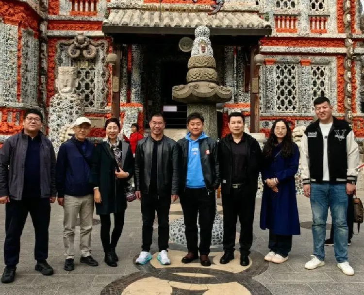 民盟廊坊开发区耀华支部赴天津开展爱国主义传统教育(图1)