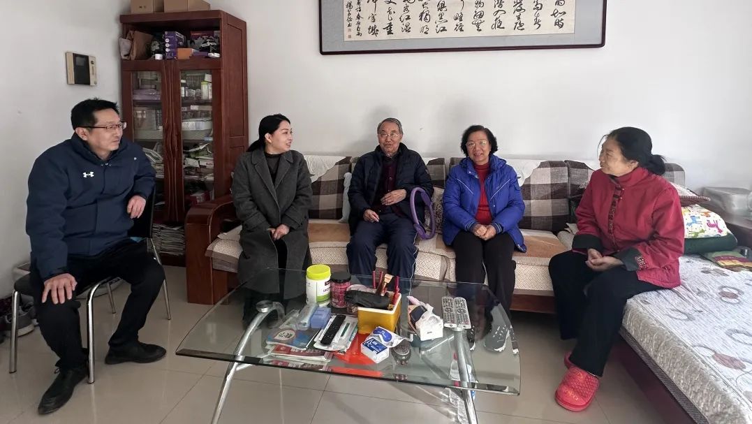 民盟保定市委开展迎新春走访慰问活动(图1)