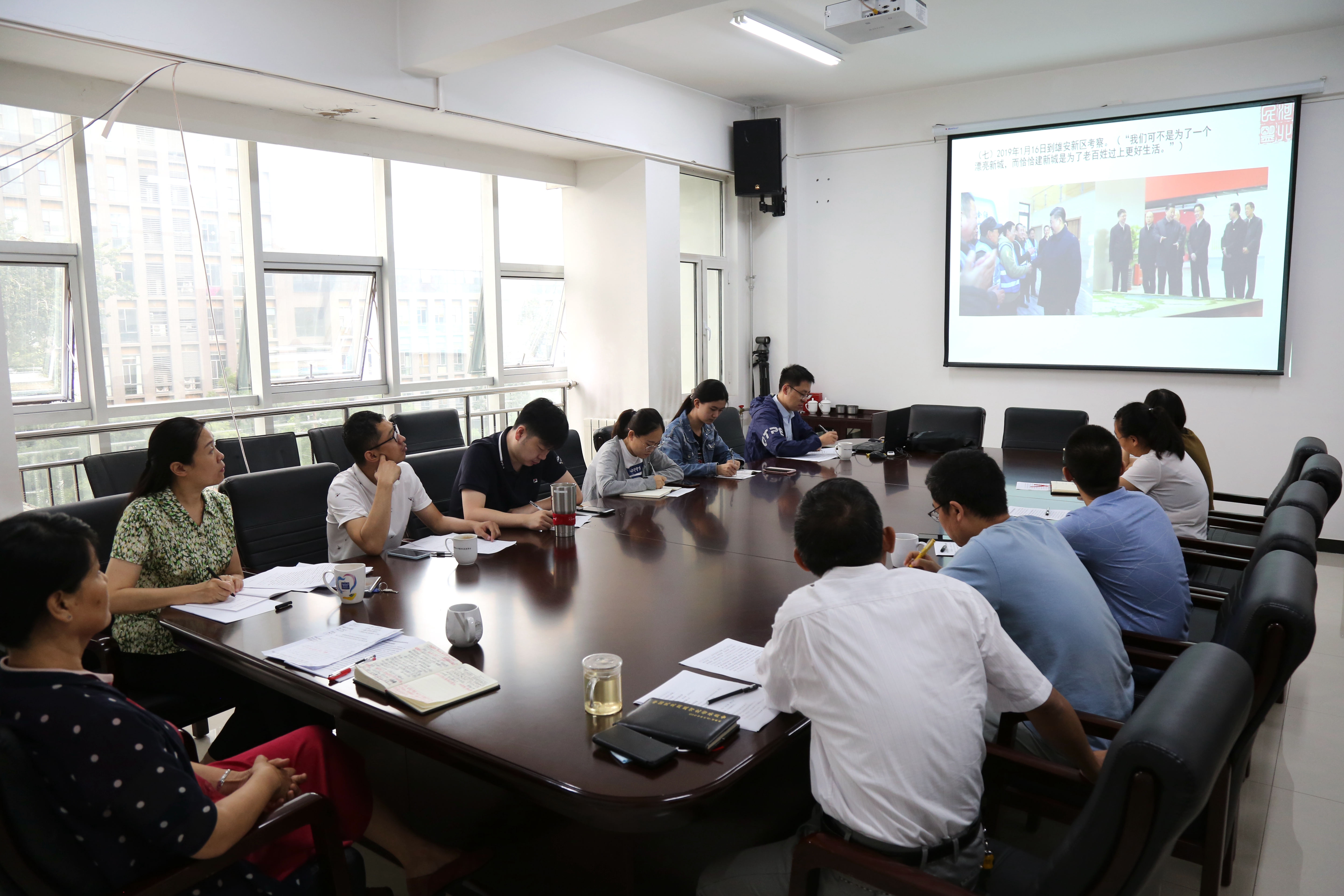 民盟河北省委召开专委会副秘书长学习贯彻习近平总书记在承德考察重要讲话精神座谈会(图1)