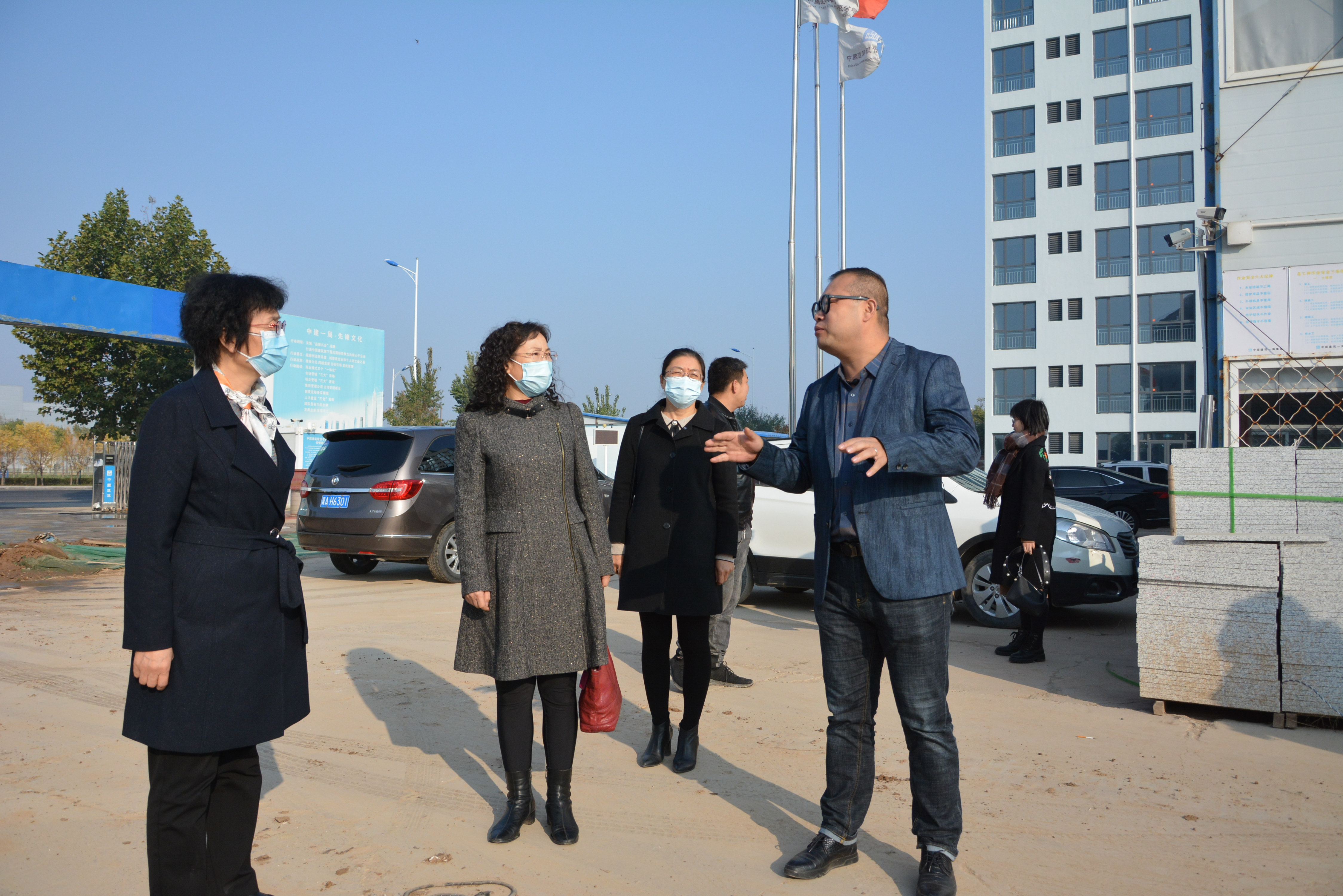 民盟省委法制委就“司法鉴定机构标准化建设问题”来沧调研(图1) 民盟省委法制委就“司法鉴定机构标准化建设问题”来沧调研(图1)